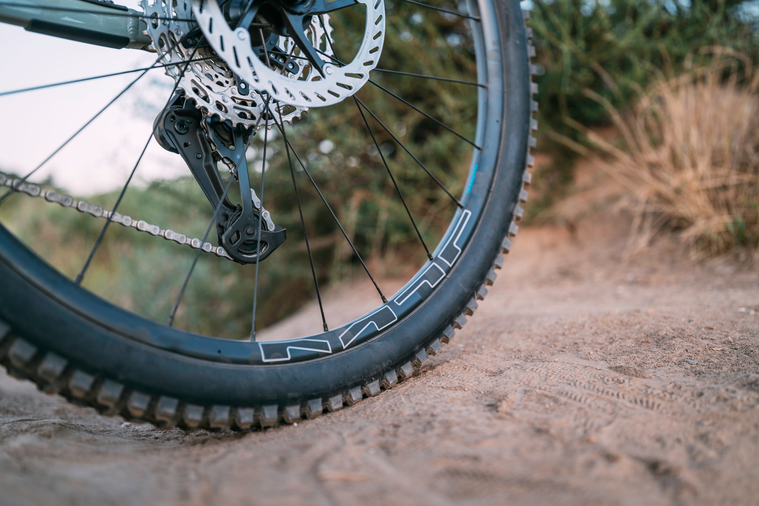 Cycling Wheels & Rotors | MTB, Road & Gravel | Ride Shimano