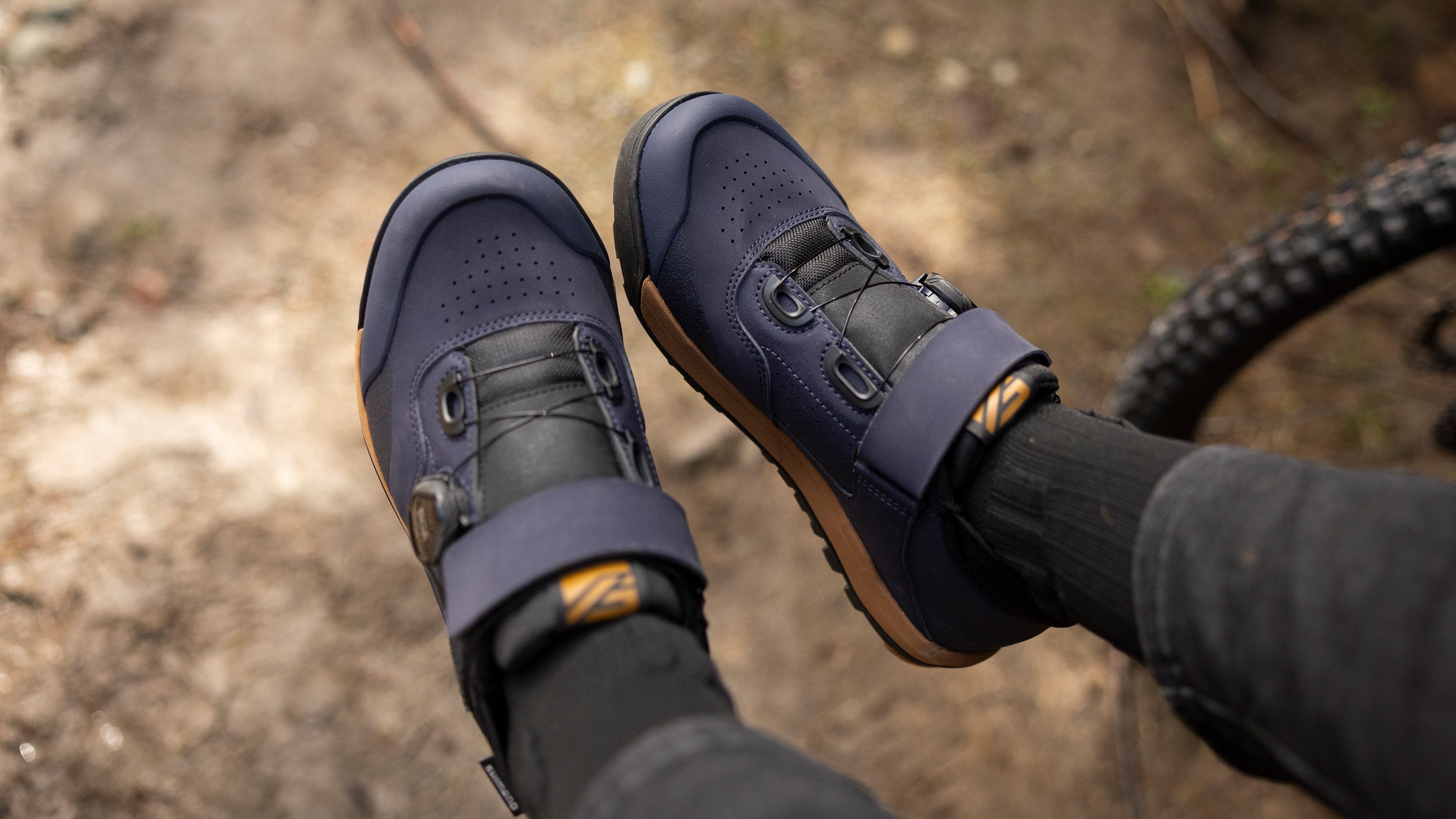 SH-GE900 Women's | SPD Enduro Race Shoe | Ride Shimano