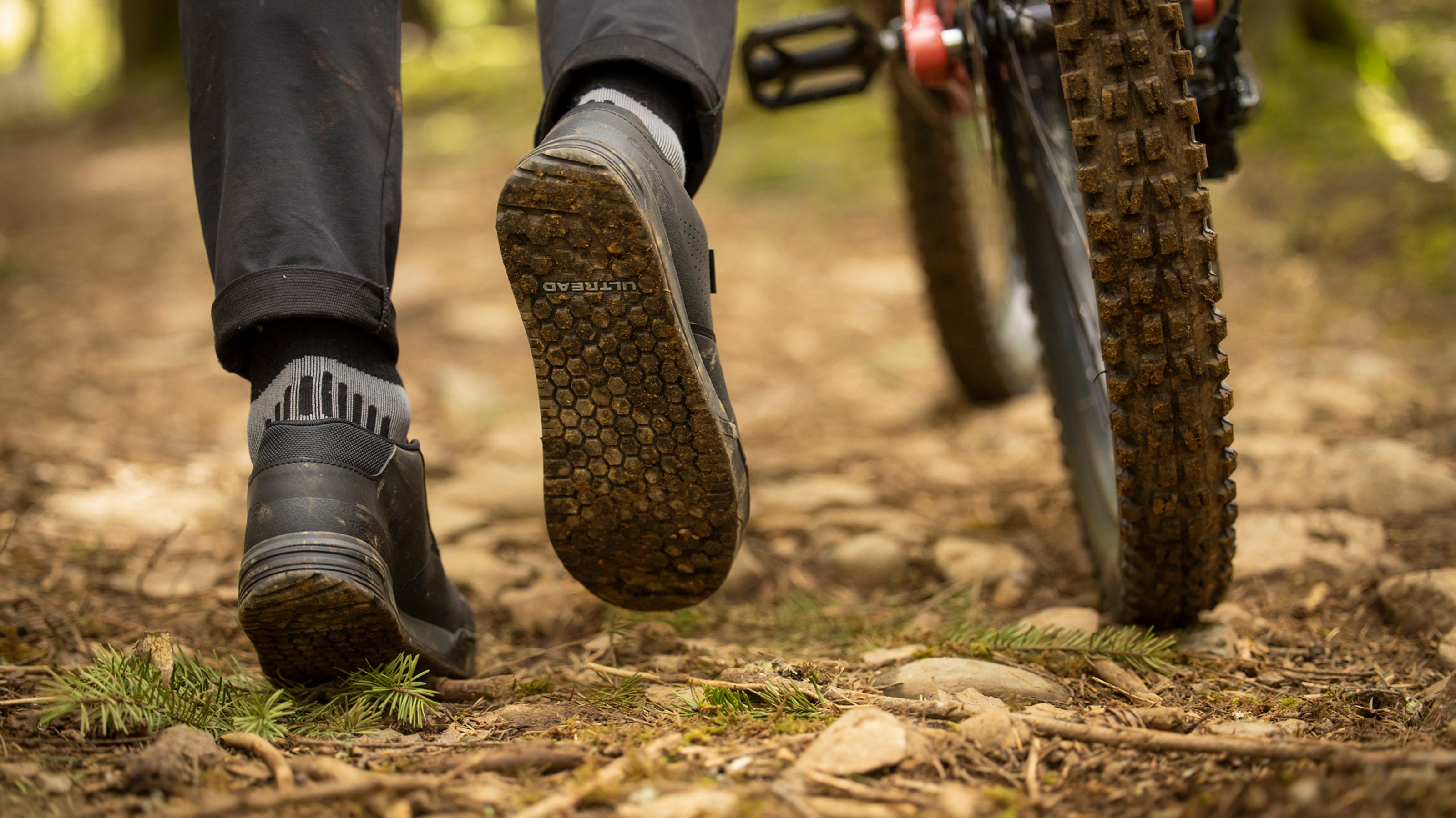 SH-GF600 Flat Pedal Mountain Bike Shoe | Gravity Flat | Shimano