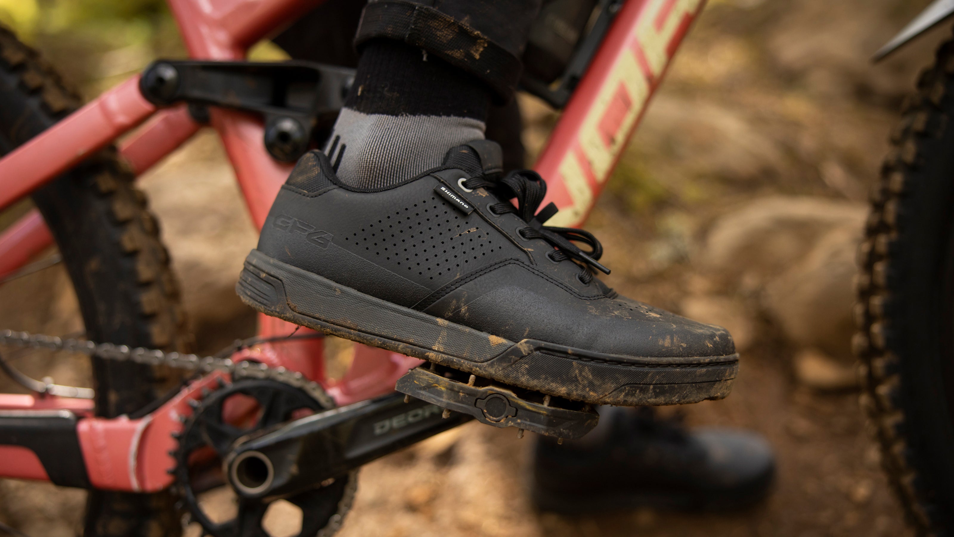 SH-GF600 Flat Pedal Mountain Bike Shoe | Gravity Flat | Shimano